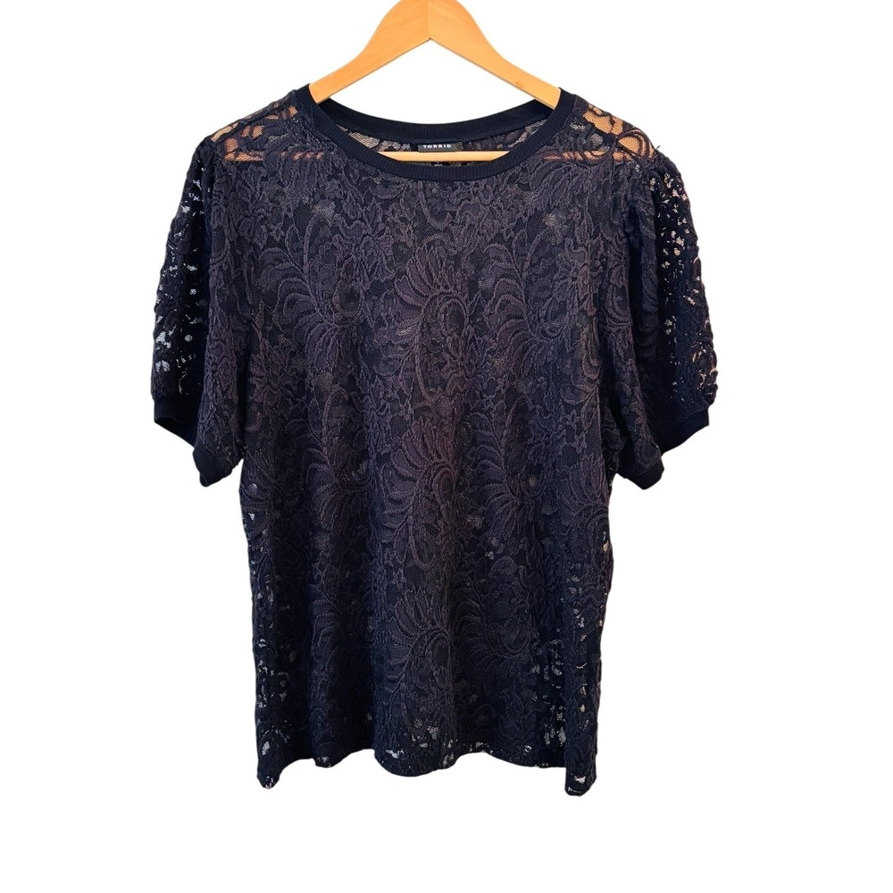 Torrid Womens Lace Floral Top Size 2/2X Sheer Stretch‎ Formal Capsule
